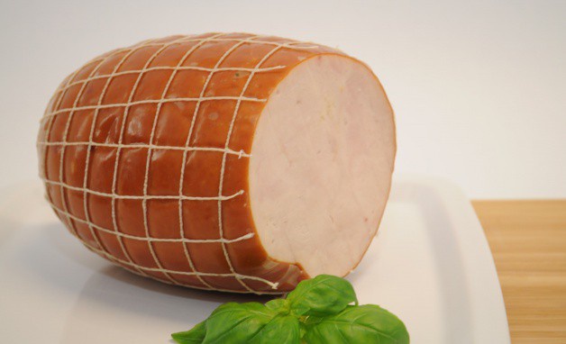 Standard cotton netting on boneless ham